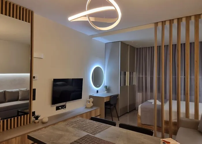Iris City Center Premium Studio