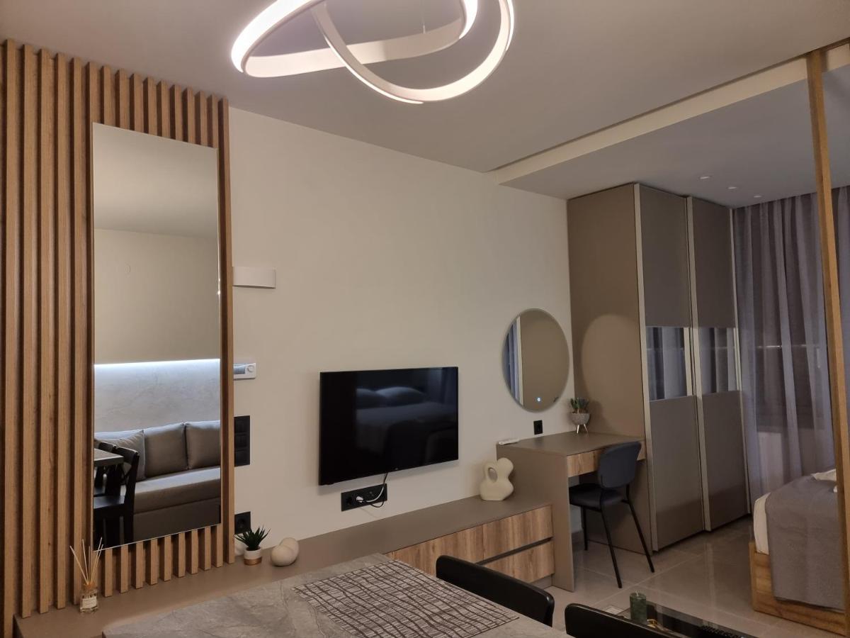 Iris Center Premium 公寓 塞萨洛尼基